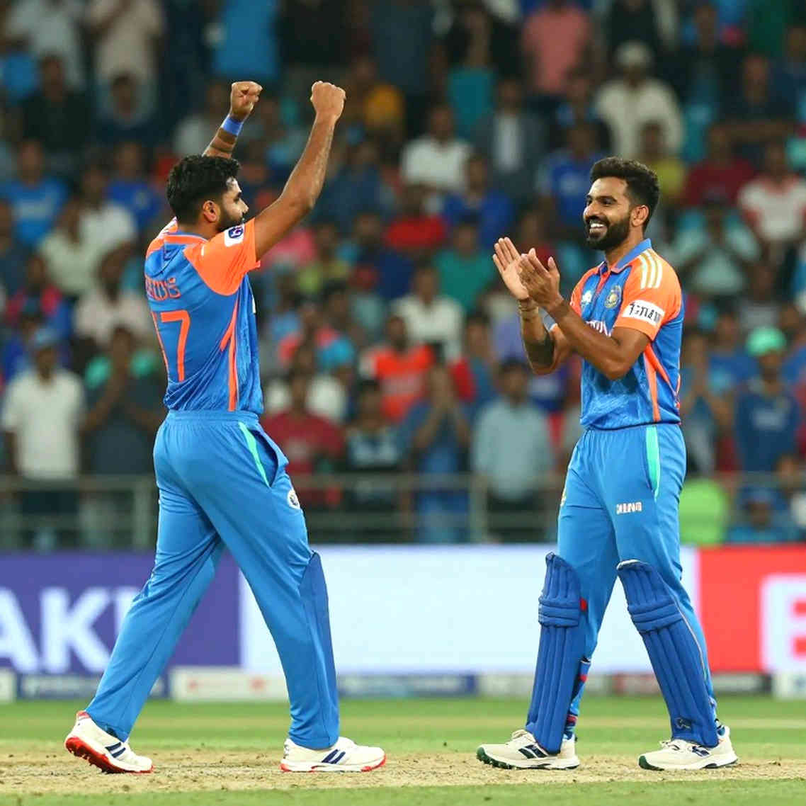 এশিয়ার ফ্র্যাঞ্চাইজি বাজারে বাংলাদেশের তরুণ পেসার: ওভারের খতিয়ান যেটা বলে না