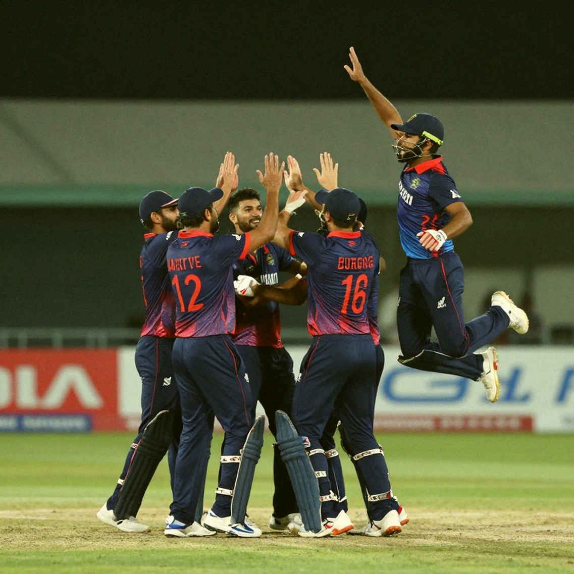 When the Ledger Wants to Be a Scorebook: Blockchain's First Footsteps in Cricket's Quiet Grounds