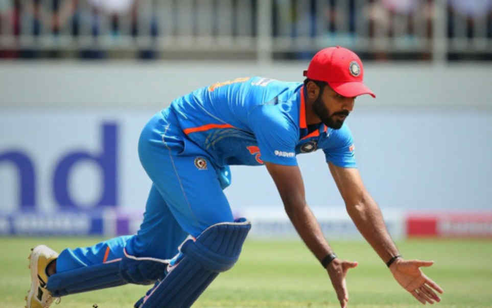 গোয়ার রিসর্টে ১৬ ডিসেম্বর আইপিএল নিলাম: হোয়াটসঅ্যাপ ফাঁসের তারিখ আর একদিনের ম্যাচের সংঘর্ষ